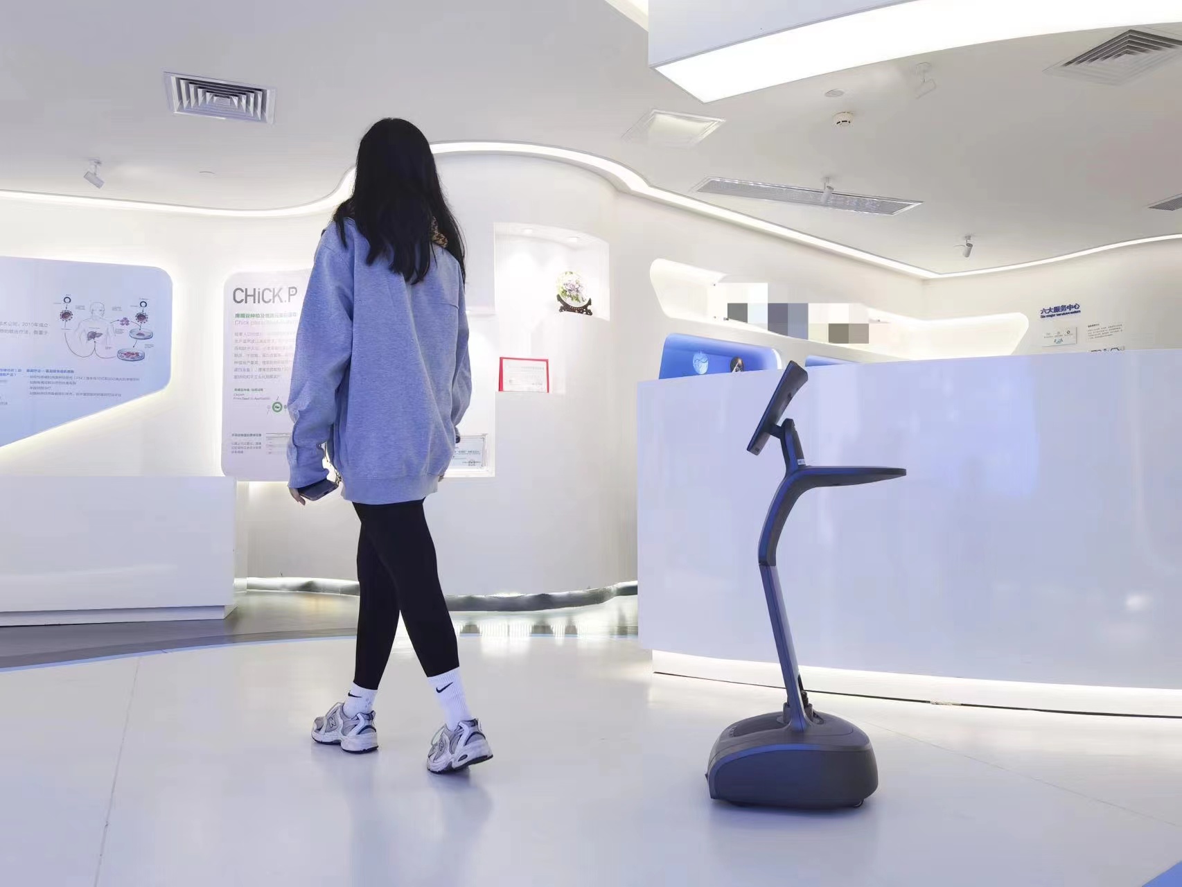 业界独有的智能跟随功能